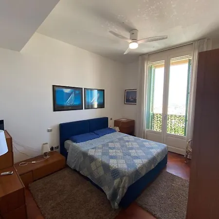 Apartment Super Attico Sul Mare Lido di Camaiore