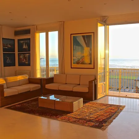 Apartment Super Attico Sul Mare Lido di Camaiore
